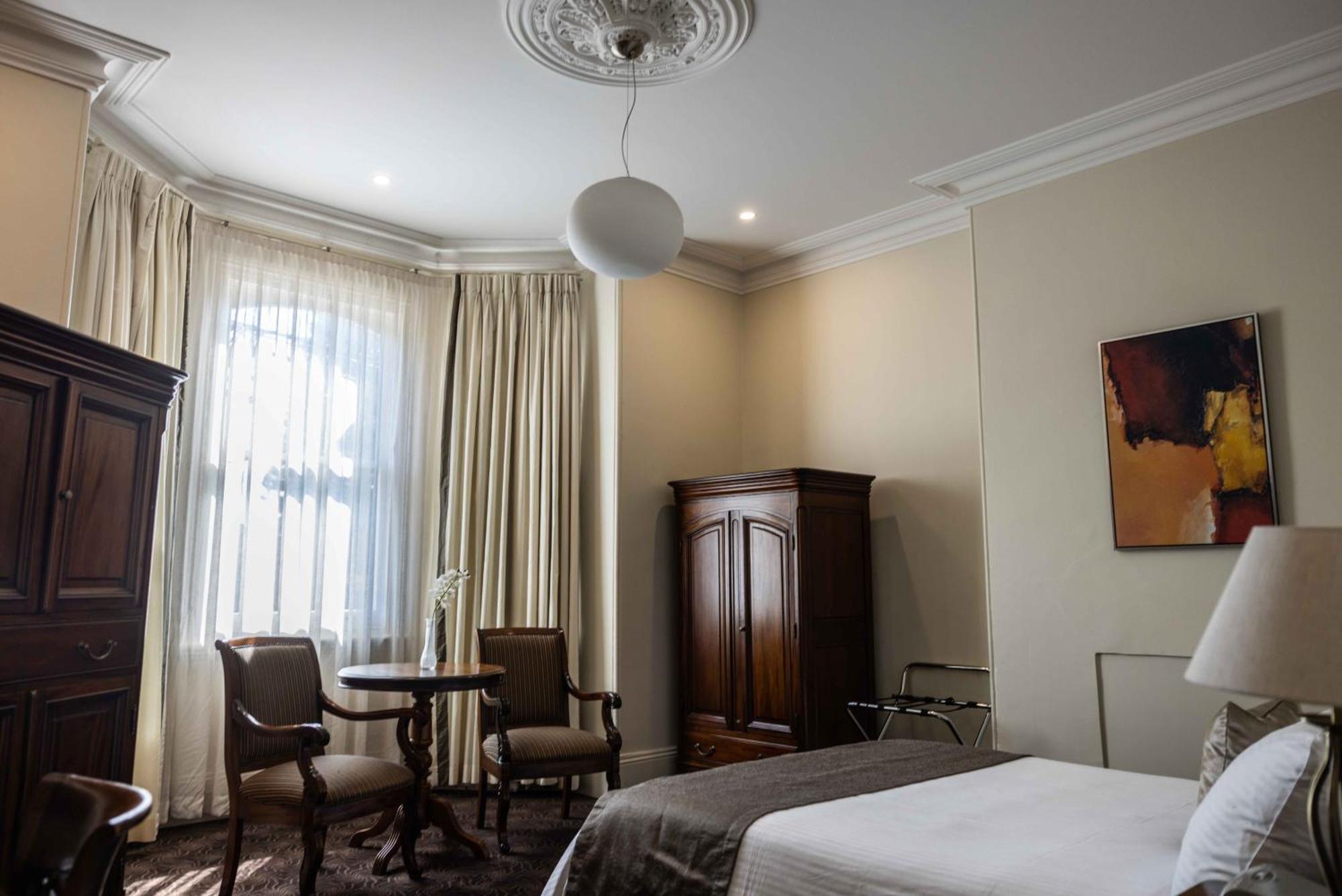 Royal Hotel Randwick Сидни Екстериор снимка