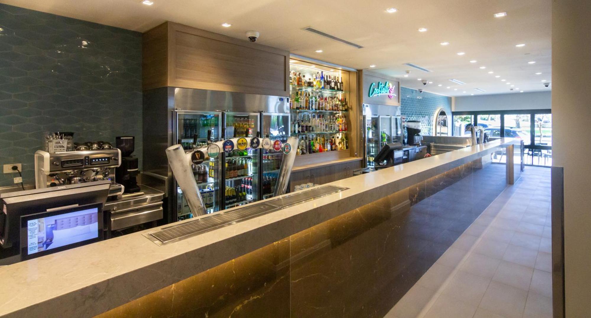 Royal Hotel Randwick Сидни Екстериор снимка