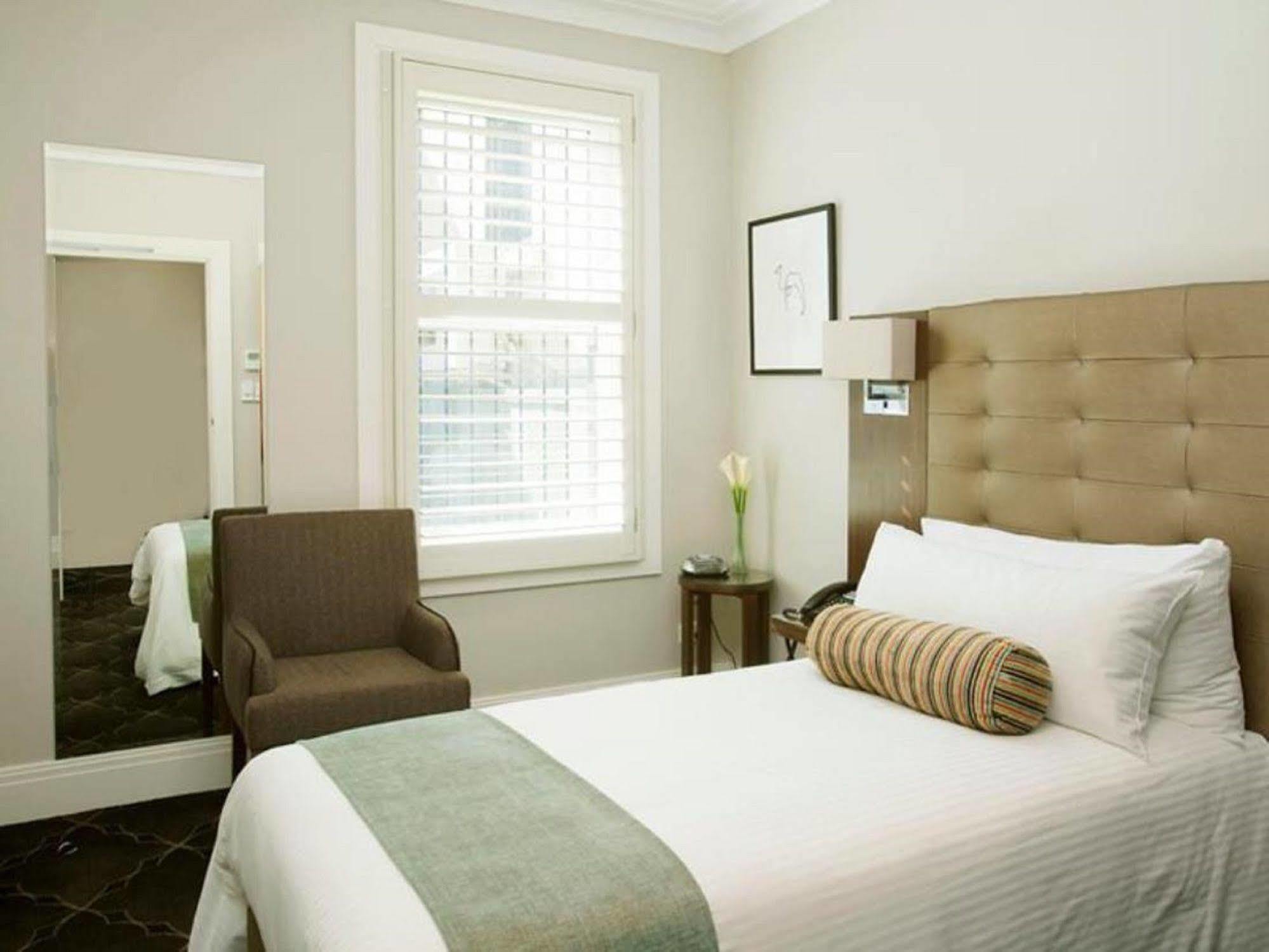 Royal Hotel Randwick Сидни Екстериор снимка