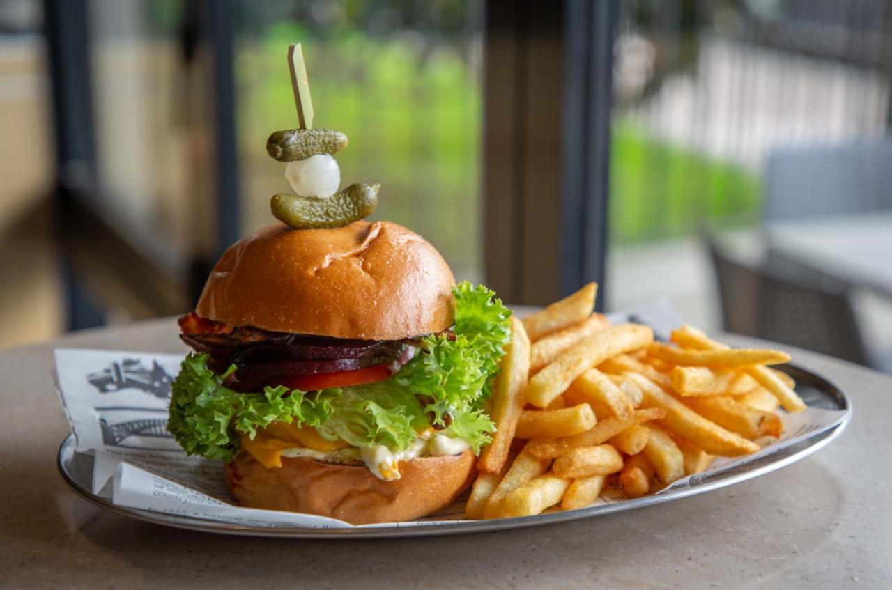 Royal Hotel Randwick Сидни Екстериор снимка